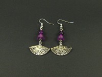 Boucles d'oreilles fantaisie éventails et perles de verre violettes