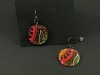 Boucles d'oreilles fantaisie rondes en résine emprisonnant du tissu