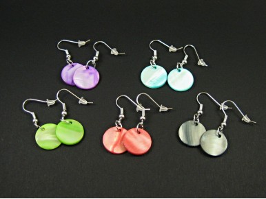 Boucles d'oreilles sequins de nacre couleurs variées