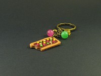 Porte-clés biscuit aux pépites colorées en Fimo
