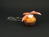 Cupcake orange en bijou de rétroviseur de voiture