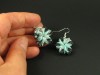 Boucles d'oreilles fantaisie loom fleur bleue