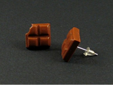 Boucles puces représentant des carreaux de chocolat