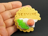 Magnet artisanal biscuit inscrit prénom et bonbons