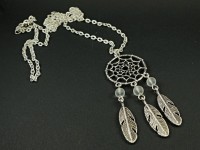 Collier long attrape-rêve et perles couleur au choix