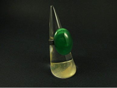 bague fantaisie cabochon ovale en verre vert