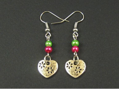 Boucles d'oreilles dynamiques avec des perles de verre nacrées vertes et fuchsia