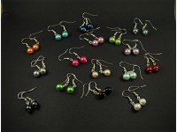 Boucles d'oreilles fantaisie perles nacrées aux couleurs variées