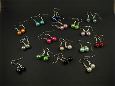 Boucles d'oreilles fantaisie perles nacrées aux couleurs variées