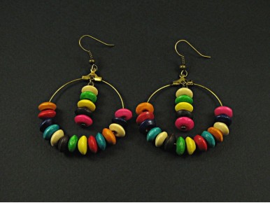 Boucles d'oreilles anneaux bronze décorés de perles bois multicolores