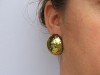 Puces d'oreilles fantaisie demi-sphère en résine gorgée de paillettes rouge ou or