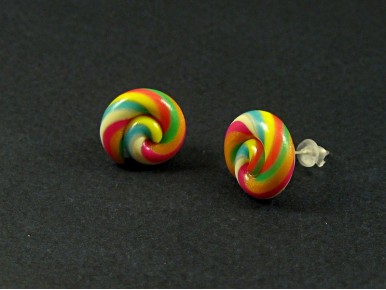 Boucles d'oreilles artisanales très colorées