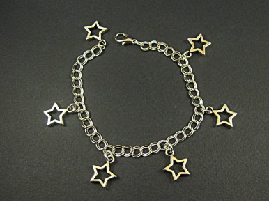 Bracelet fantaisie breloques étoiles