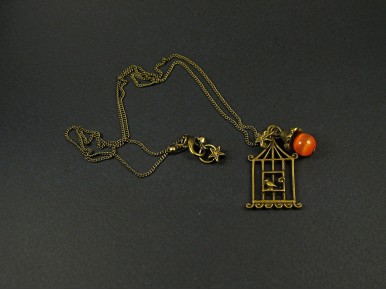 Collier chaine couleur bronze avec pendentif cage