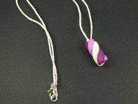 Collier guimauve cassis