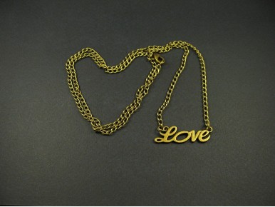 Collier fantaisie LOVE couleur bronze