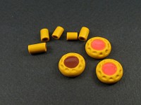 Appétissants petits biscuits en argile polymère destinés aux jeux de poupées